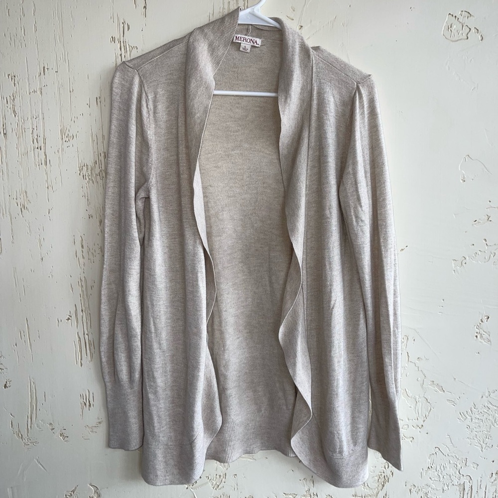 Like new! Merino Cream Cardigan. Size L.